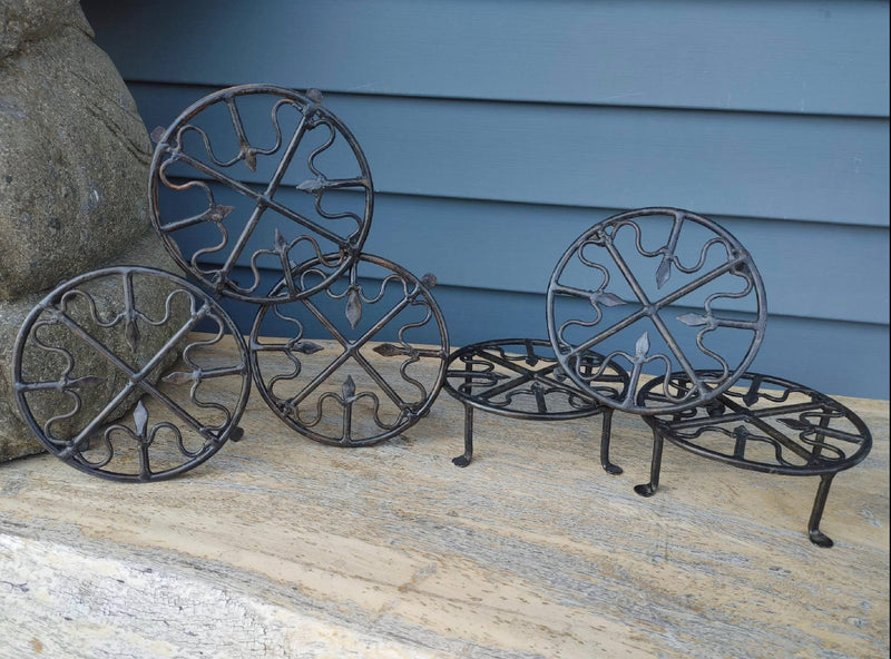 cast iron plant stand